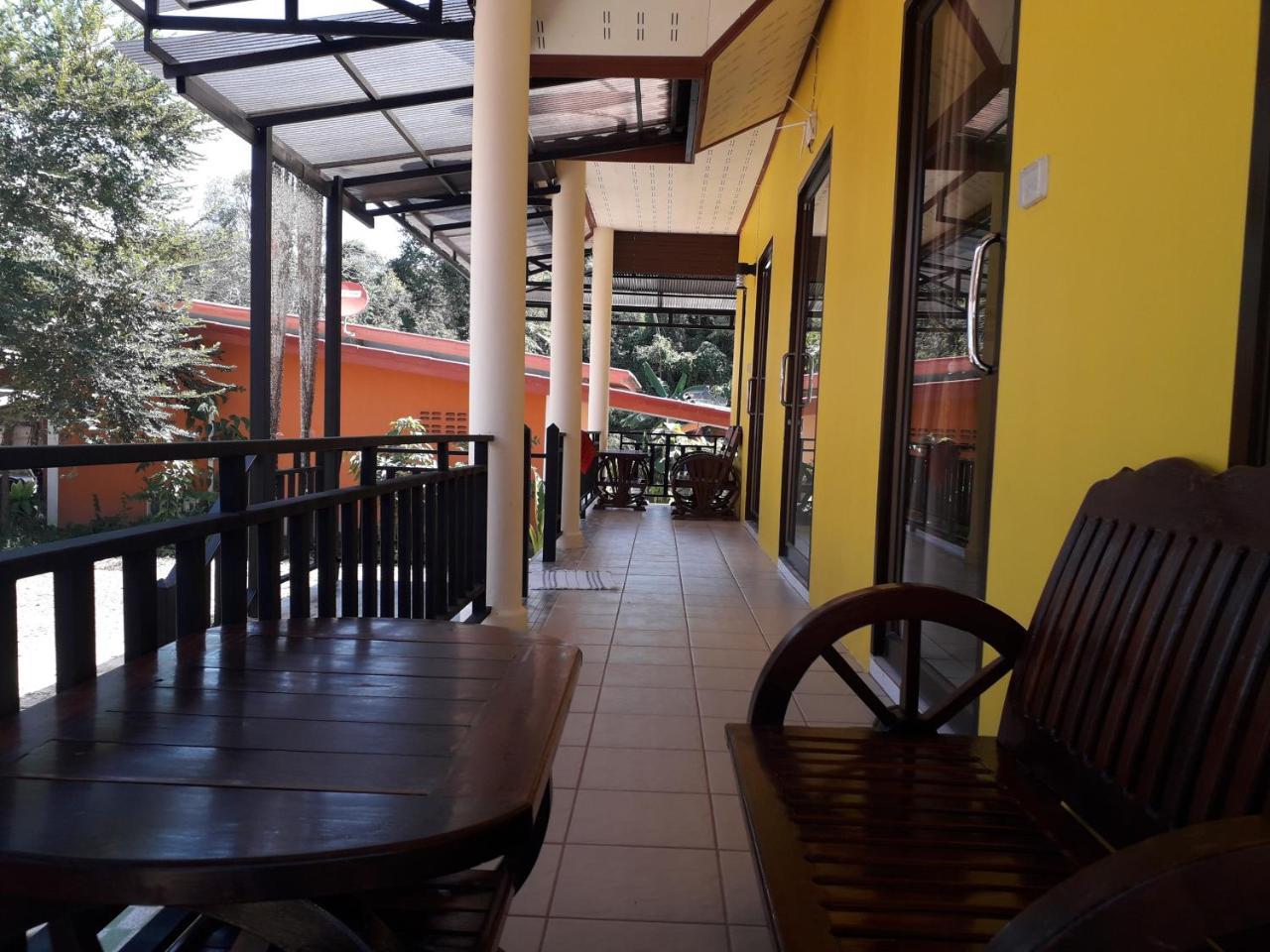 Hotel Lanta Lucky House Ko Lanta Exterior foto